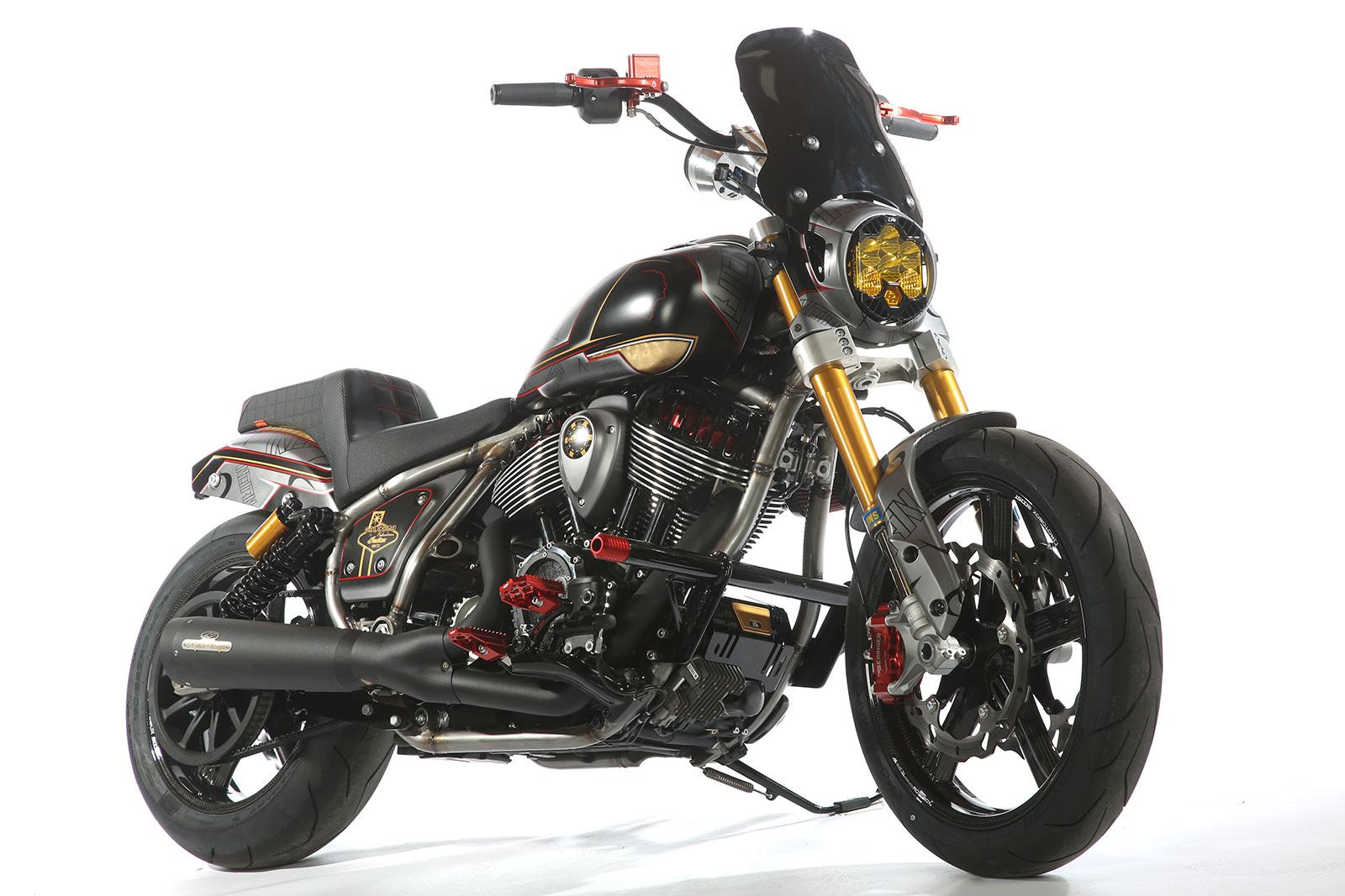 Budweis Custom Show 2023 - First Place Indian Scout class