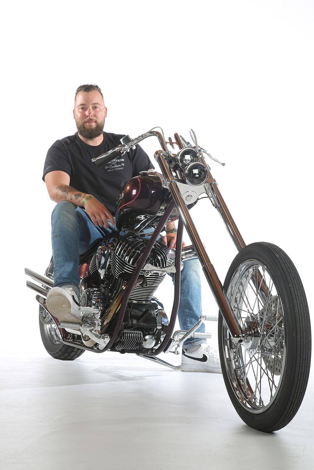 01-xx-01 Winner BEST IN SHOW and Winner "Killer Look" class - Bike Farm Melle, Germany.