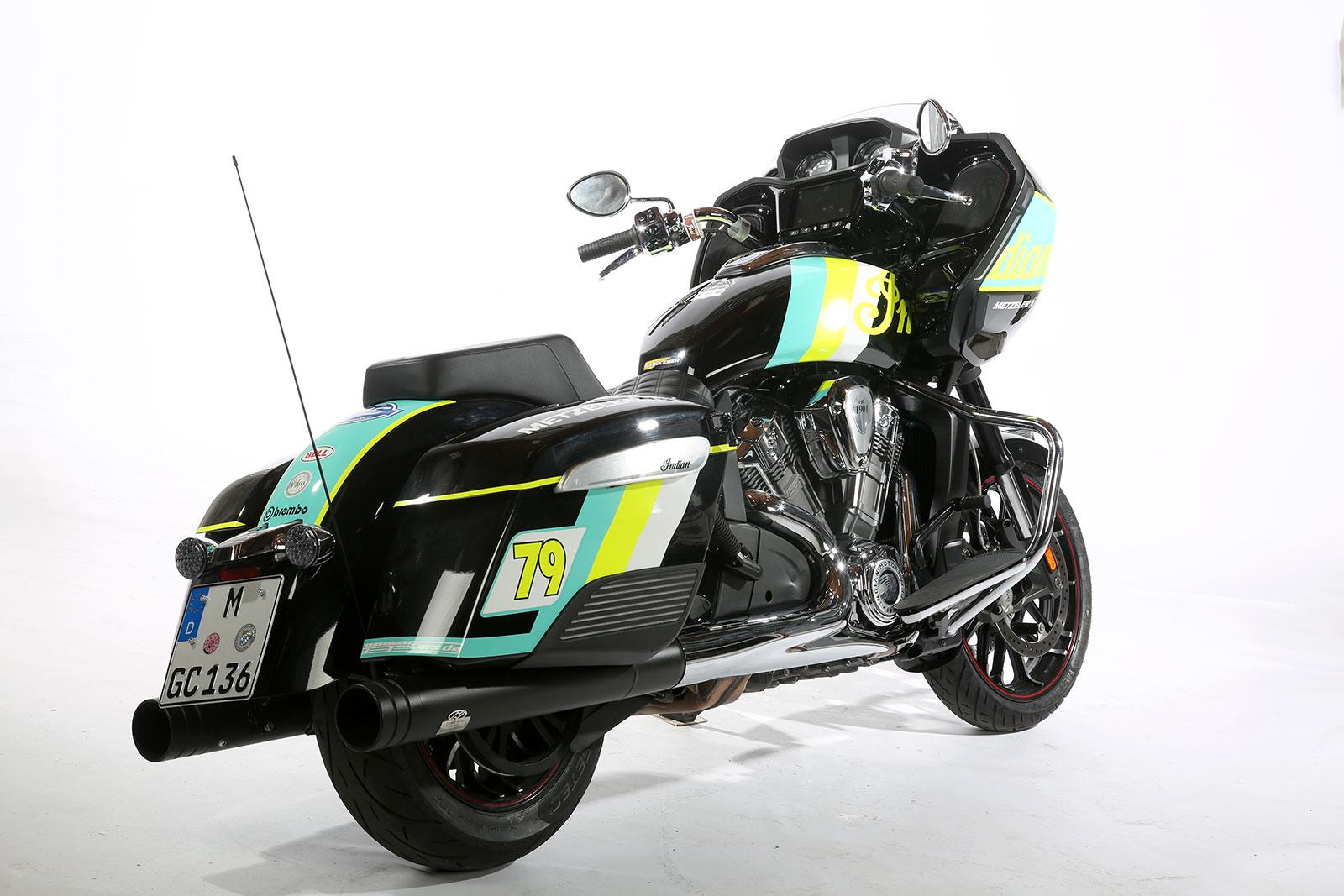 Budweis Custom Show 2023 - First Place Indian Scout class