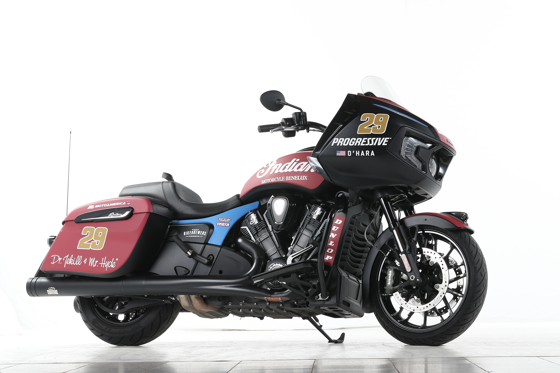 Budweis Custom Show 2023 - First Place Indian Scout class