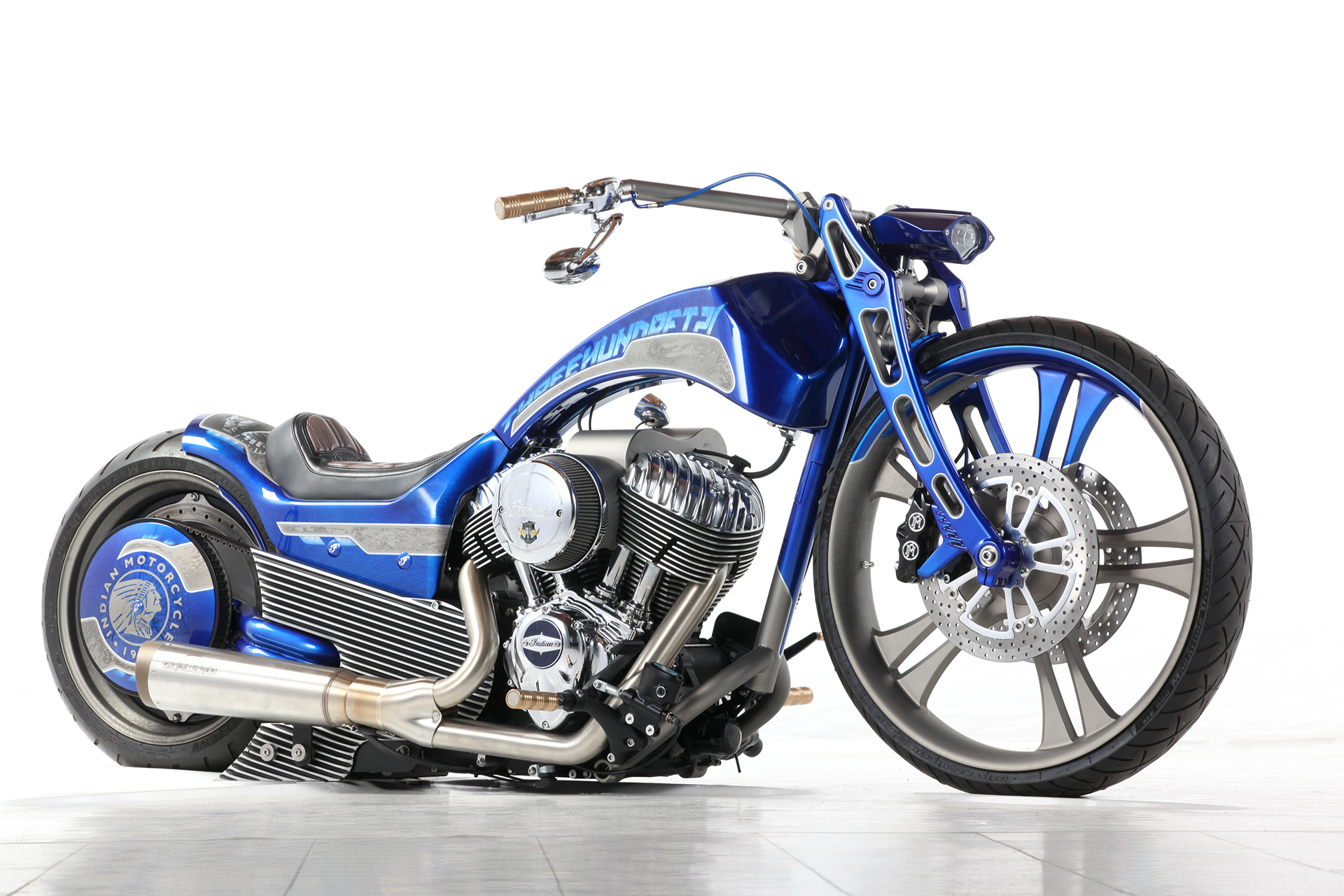 Budweis Custom Show 2023 - First Place Indian Scout class