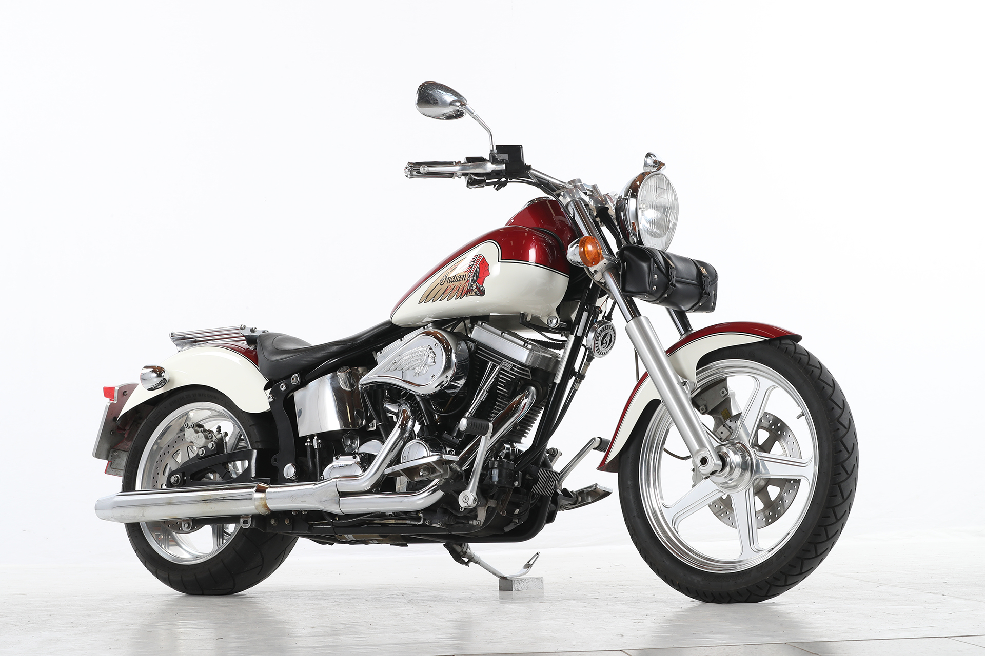Budweis Custom Show 2023 - First Place Indian Scout class