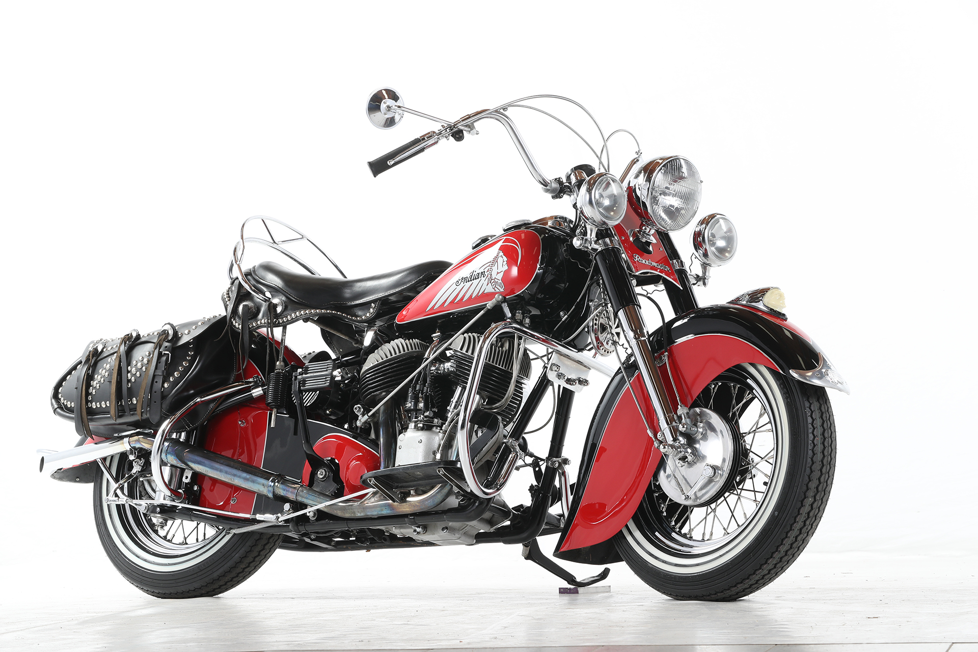 Budweis Custom Show 2023 - First Place Indian Scout class
